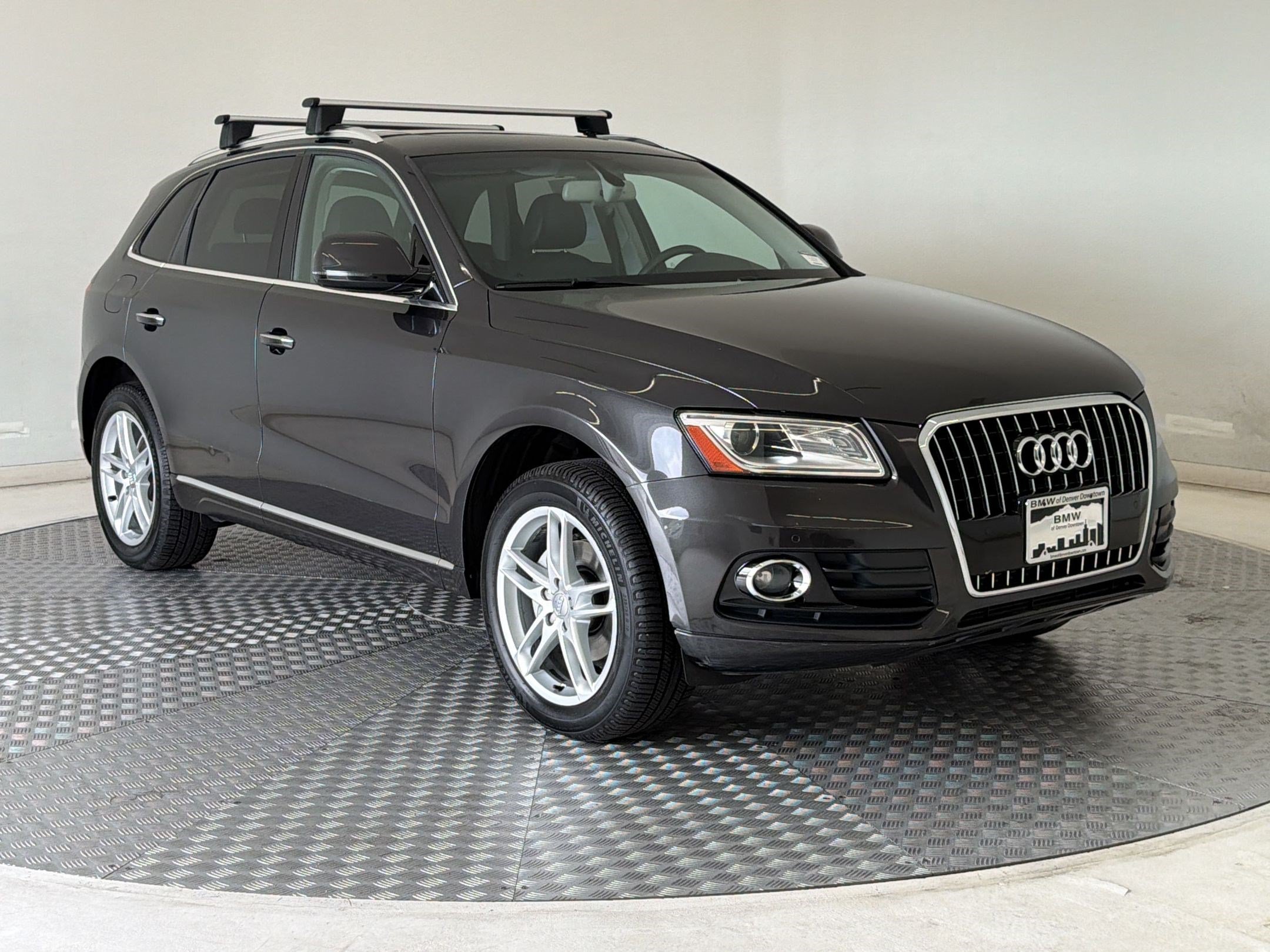 Used 2017 Audi Q5 2.0T Premium Plus w/ Technology Package AWD/4WD image 7