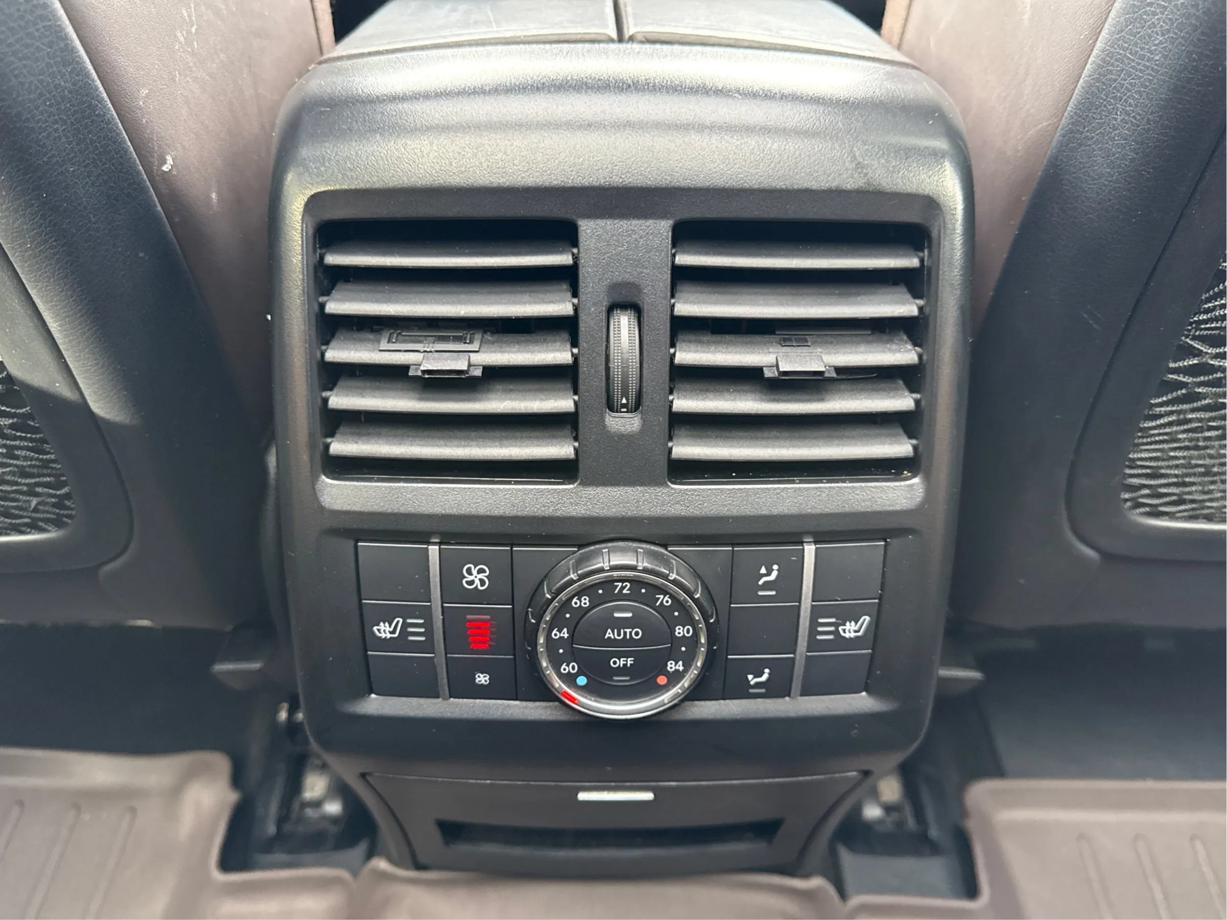 Used 2019 Mercedes-Benz GLS 63 AMG 4MATIC w/ AMG Night Styling Package image 37