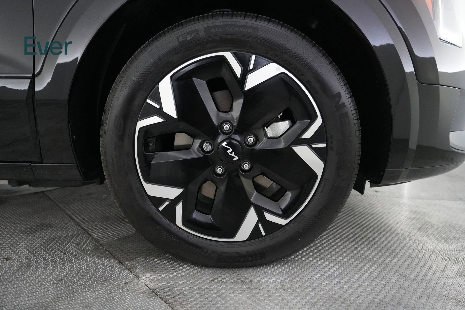 Used 2023 Kia Niro Wind FWD image 20