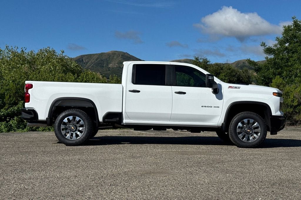 New 2026 Chevrolet Silverado 2500 Custom w/ Custom Value Package AWD/4WD image 3