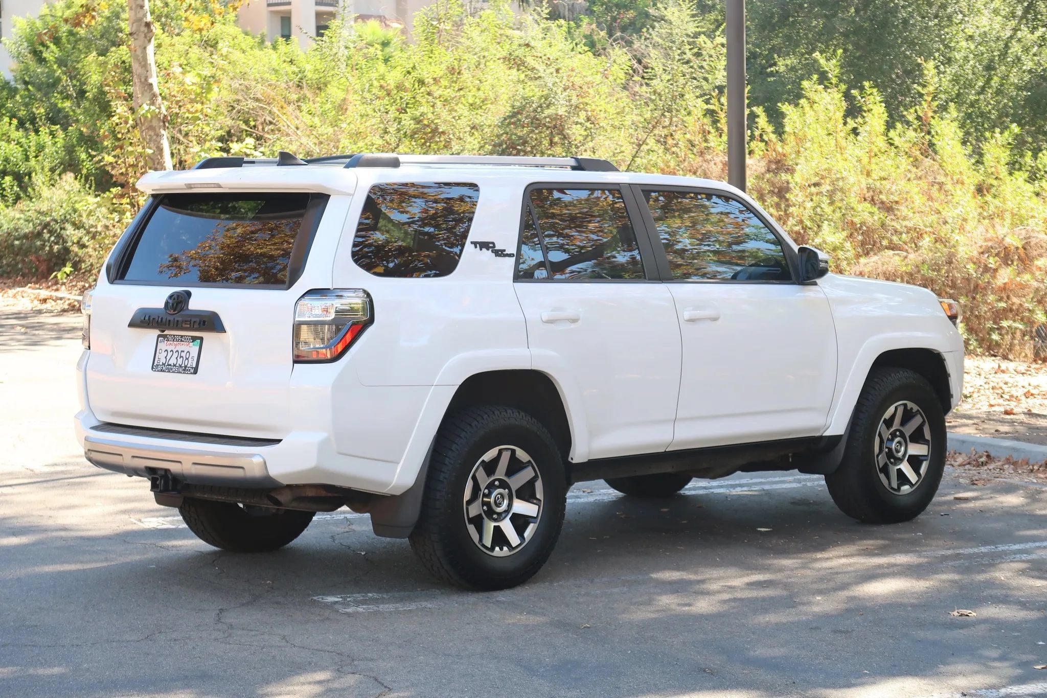 Used 2017 Toyota 4Runner TRD Off-Road Premium AWD/4WD image 7