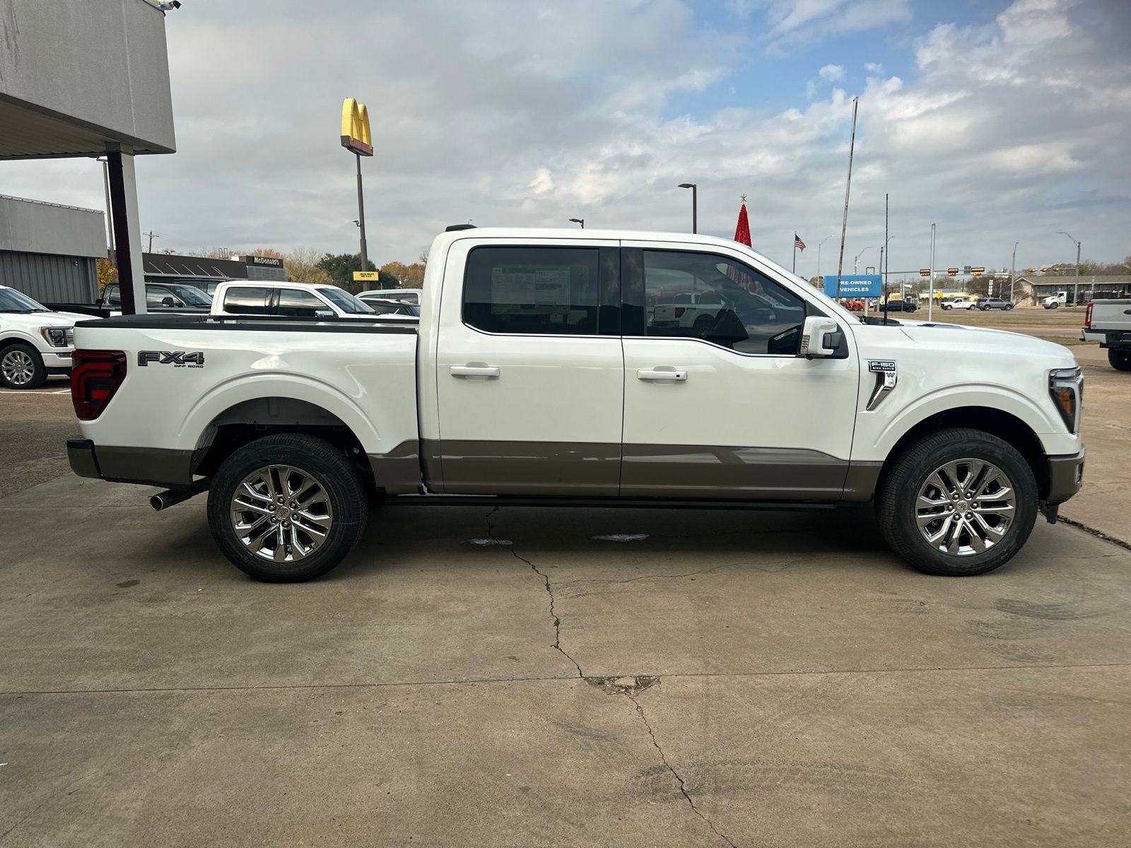 New 2025 Ford F150 King Ranch w/ FX4 Off-Road Package image 14