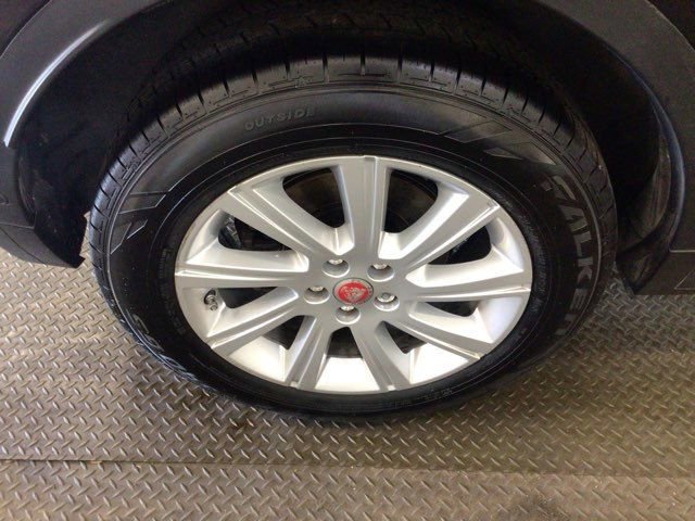 Used 2018 Jaguar E-PACE S AWD/4WD image 27