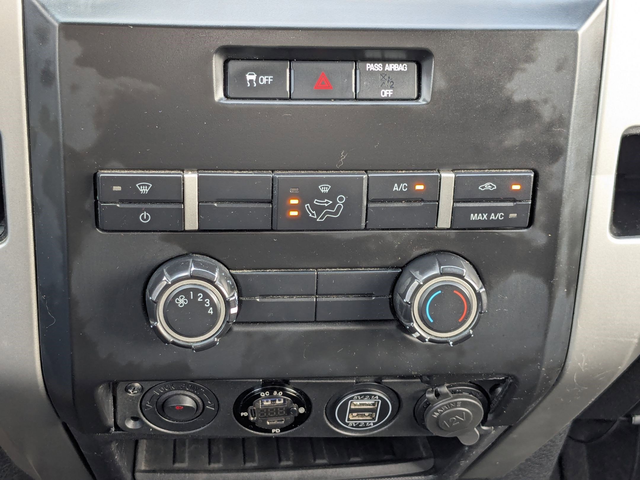 Used 2014 Ford F150 XLT AWD/4WD image 25
