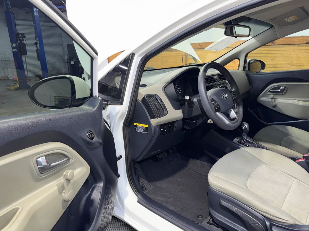 Used 2017 Kia Rio LX FWD image 15