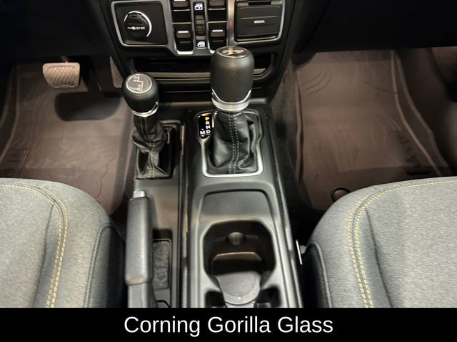 Used 2025 Jeep Wrangler Sport S image 16