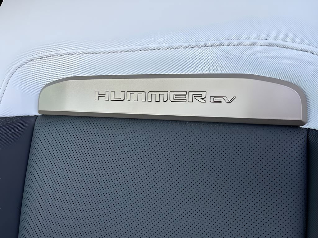 New 2025 GMC Hummer EV 2X image 23