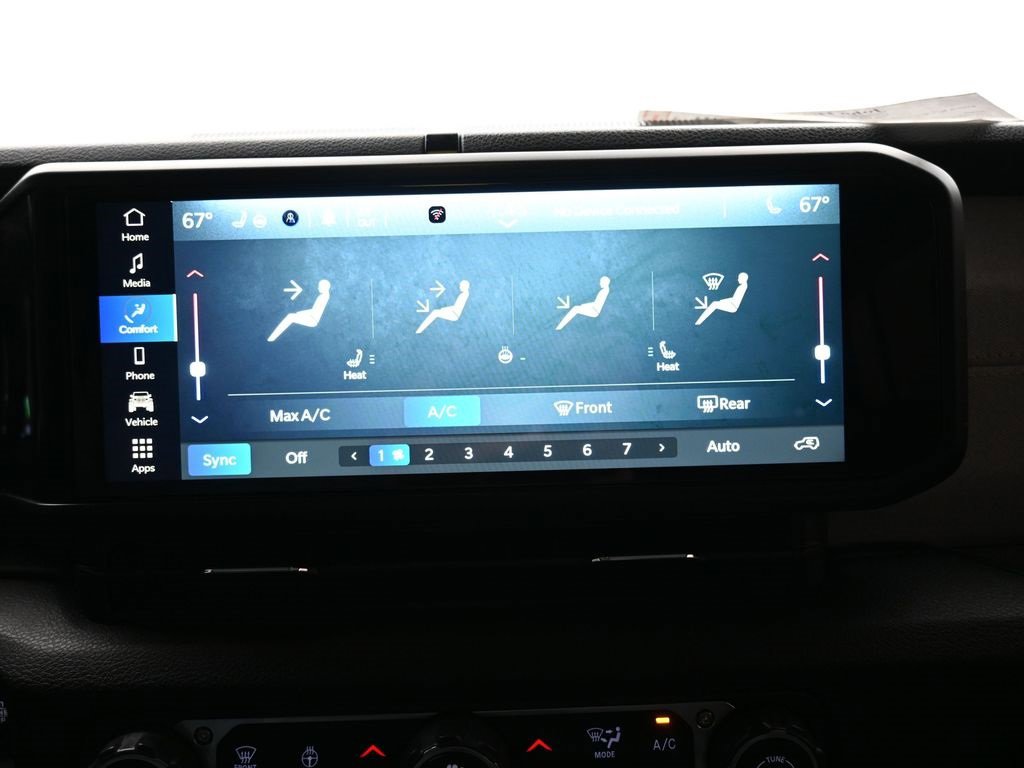 Used 2024 Jeep Wrangler Unlimited w/ Convenience Group image 26