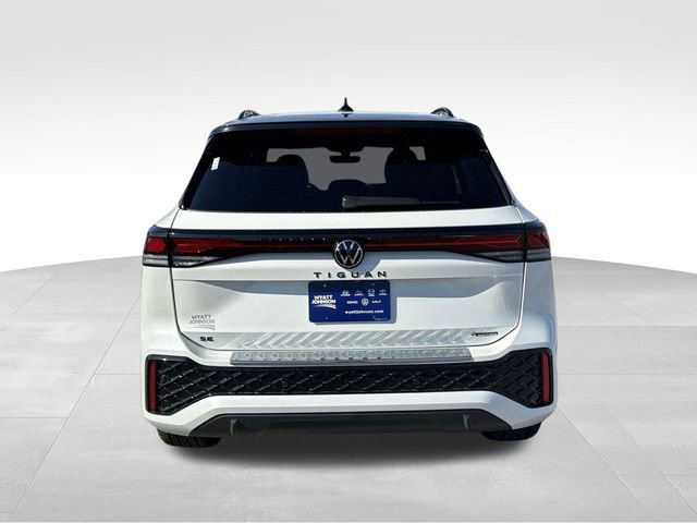 New 2026 Volkswagen Tiguan SE R-Line image 4