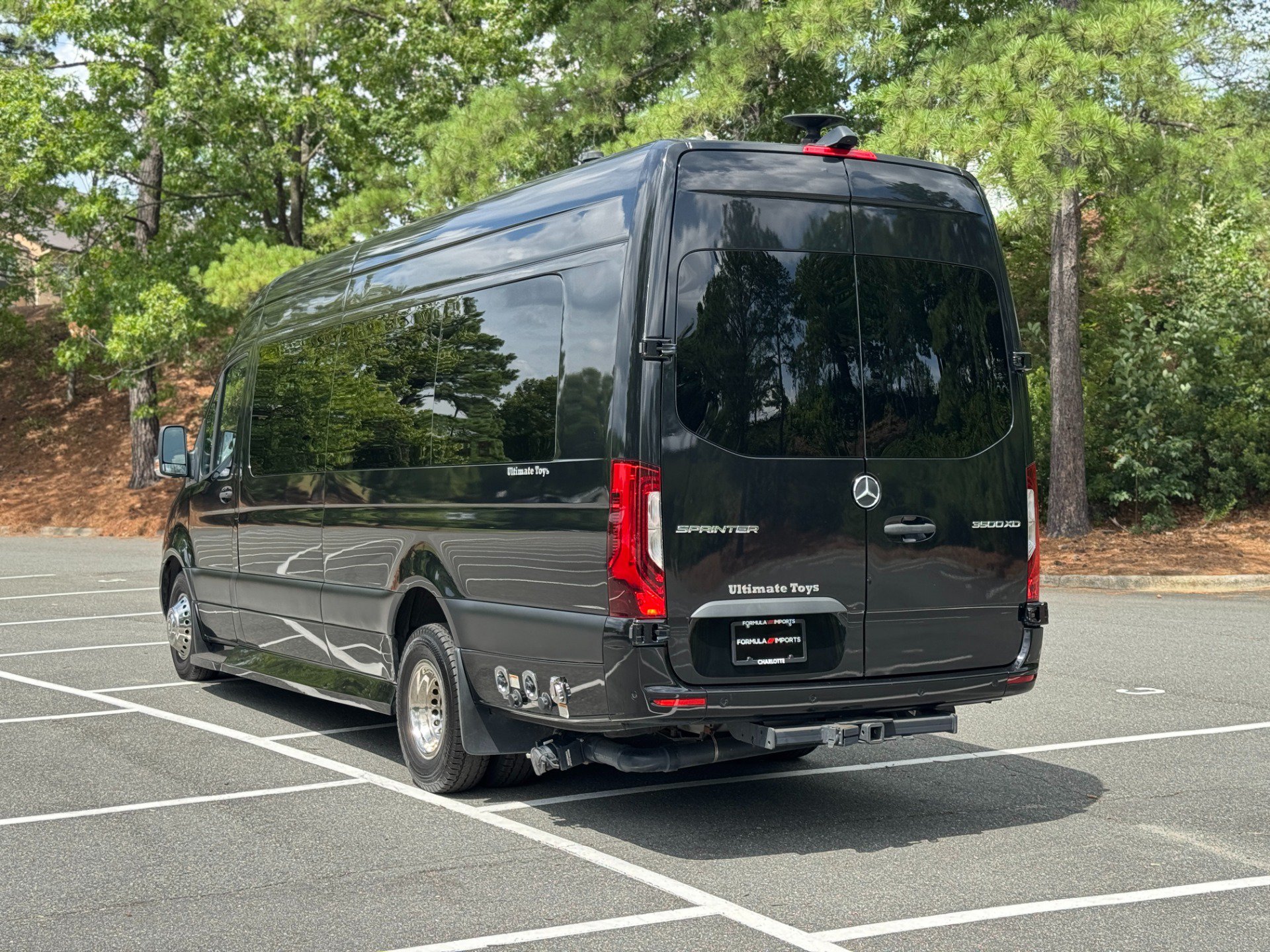 Used 2022 Mercedes-Benz Sprinter 3500 image 8
