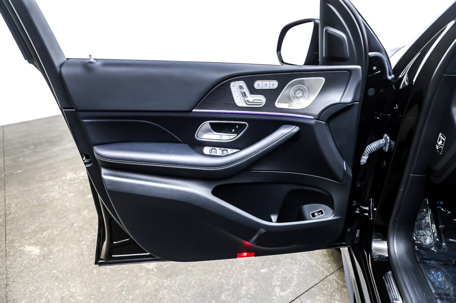 Used 2024 Mercedes-Benz GLE 350 4MATIC image 22