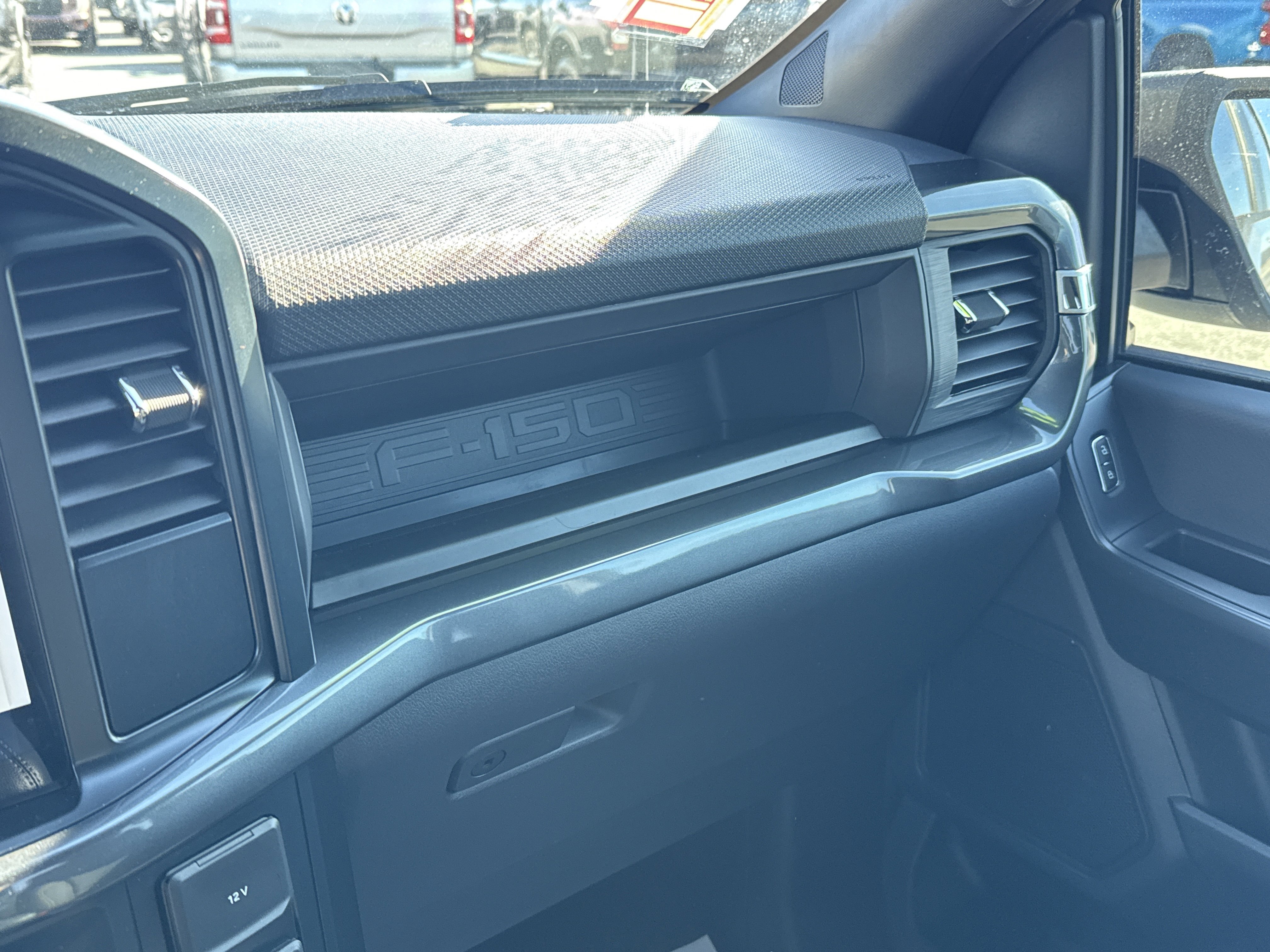 Used 2025 Ford F150 STX w/ Equipment Group 200A image 32