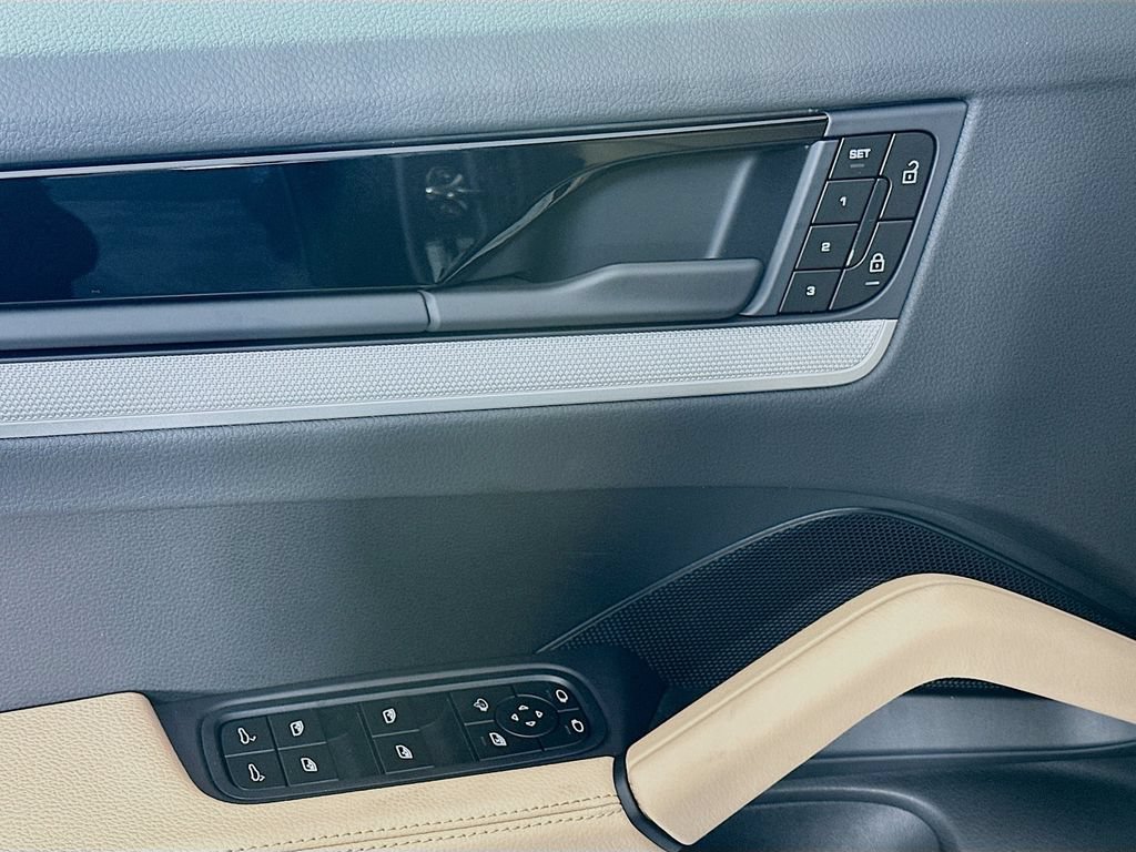 New 2026 Porsche Cayenne AWD/4WD image 20