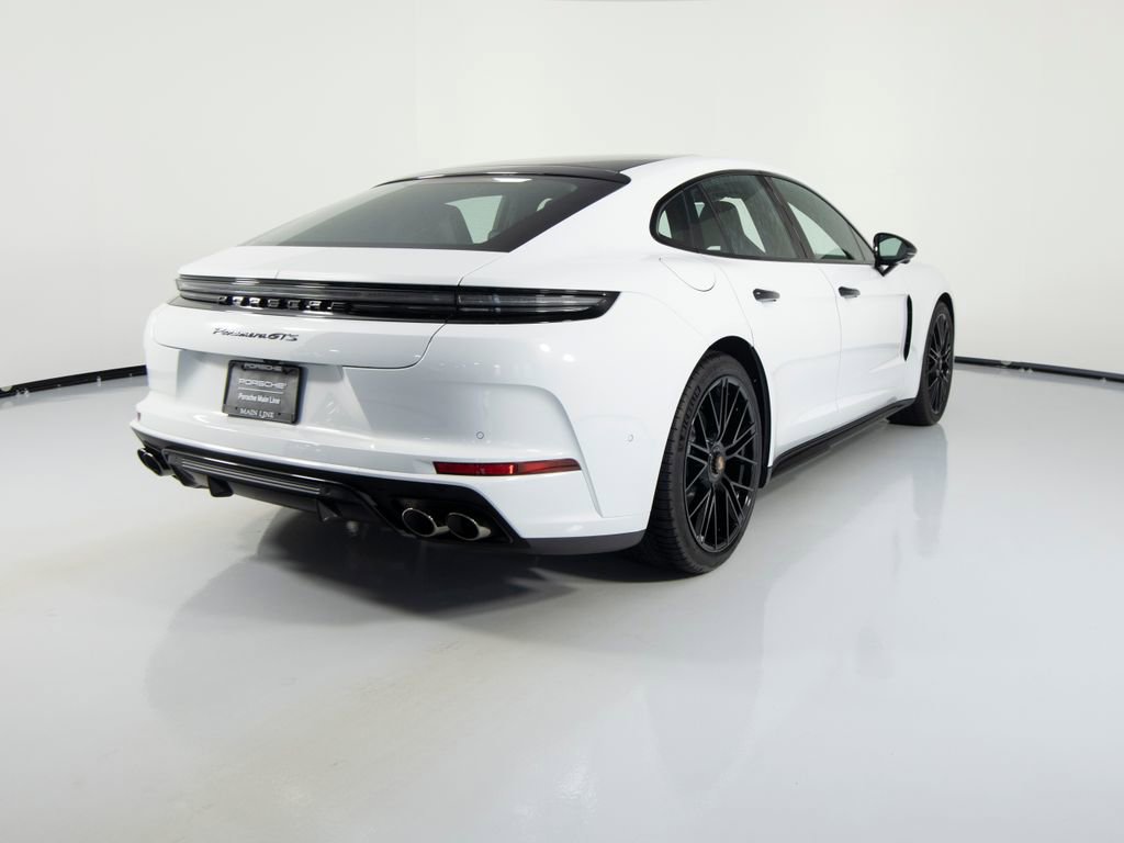 New 2026 Porsche Panamera GTS image 10