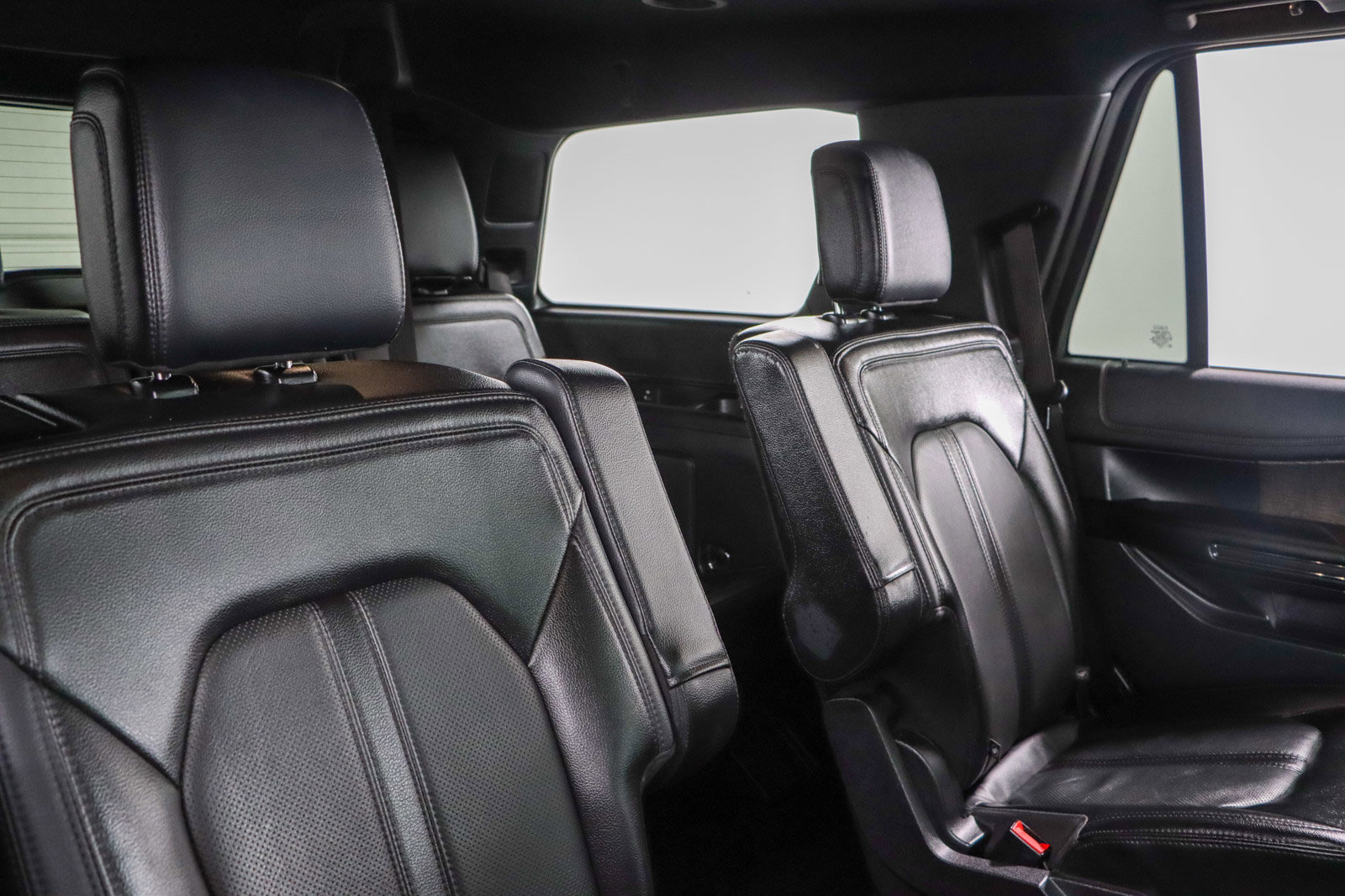 Used 2021 Ford Expedition Limited RWD image 30