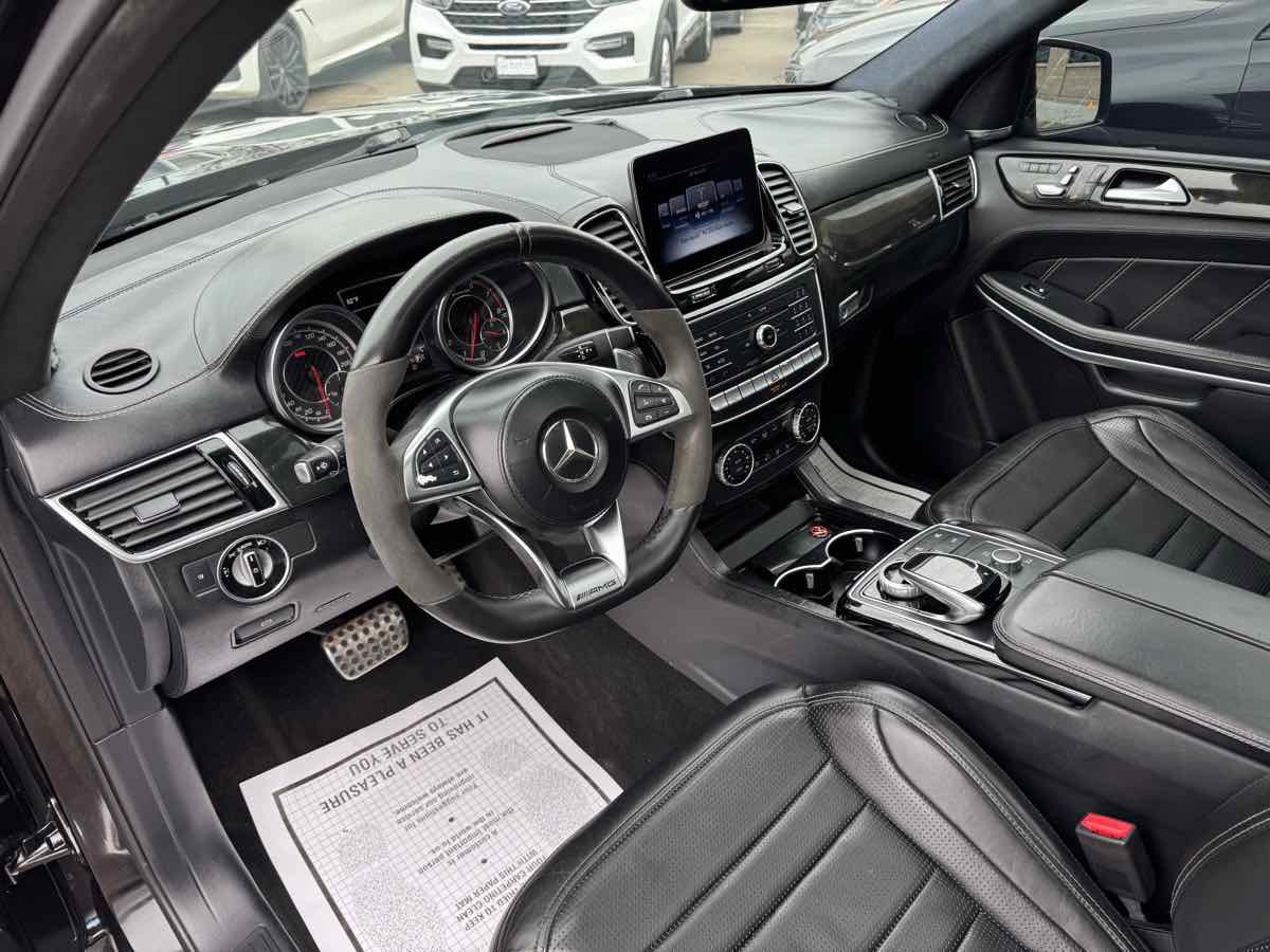 Used 2019 Mercedes-Benz GLS 63 AMG 4MATIC w/ AMG Night Styling Package image 11