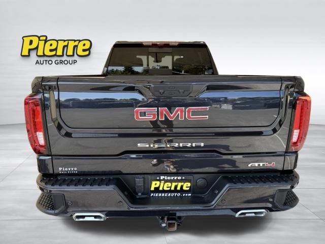 Used 2024 GMC Sierra 1500 AT4 w/ Technology Package AWD/4WD image 3