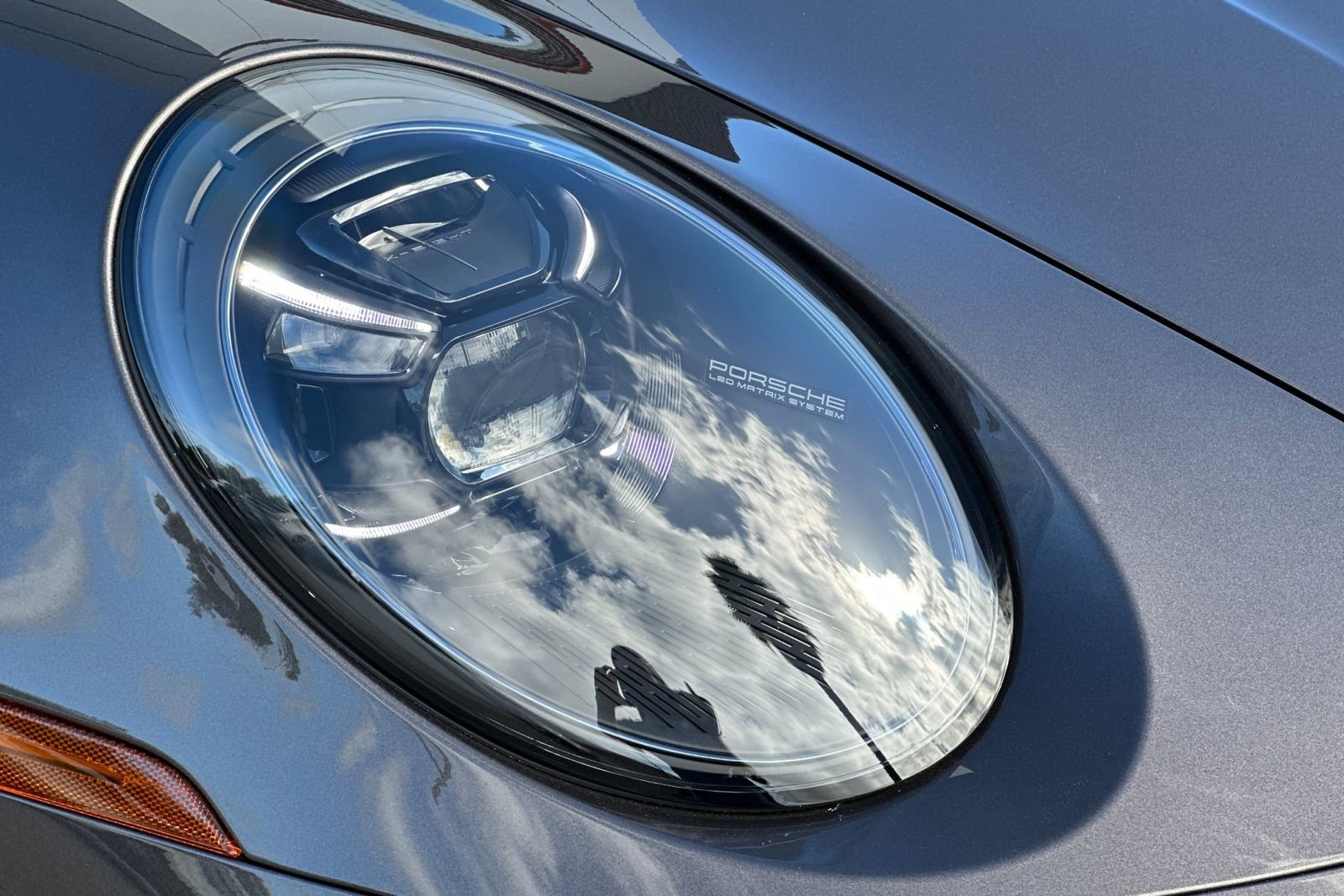 Used 2025 Porsche 911 Turbo image 36