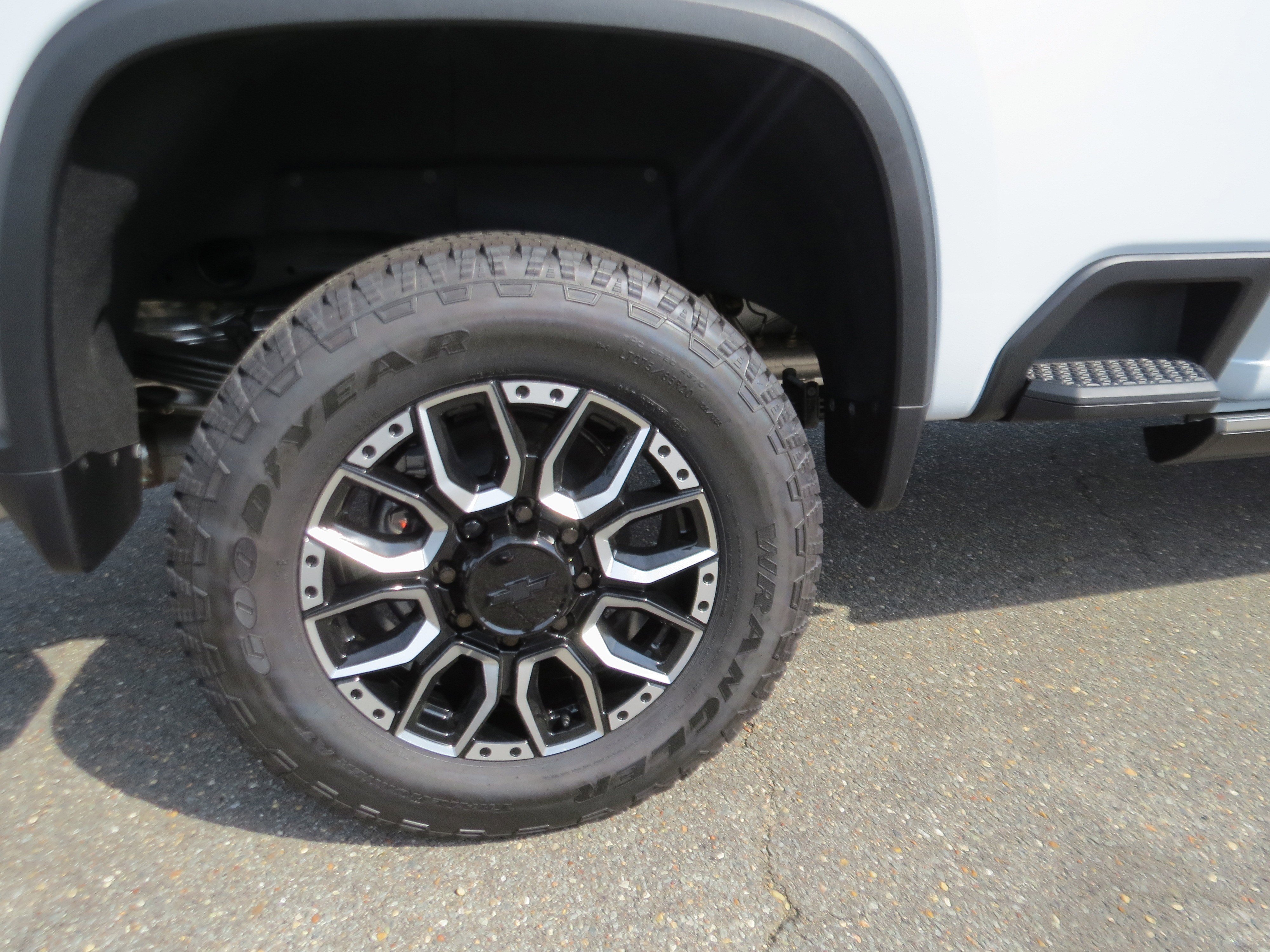 New 2026 Chevrolet Silverado 2500 High Country w/ Technology Package image 11