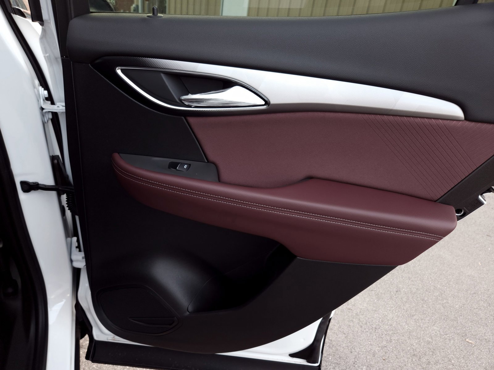 New 2025 Buick Envision Sport Touring image 43