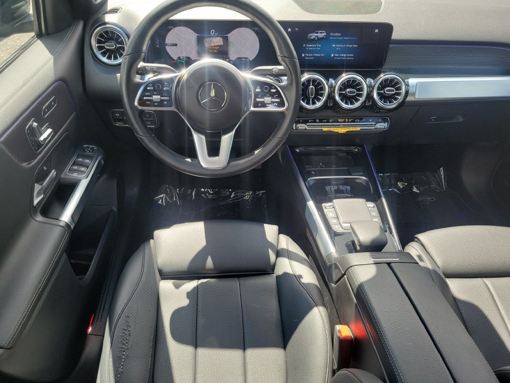 Used 2023 Mercedes-Benz EQB 300 4MATIC image 18