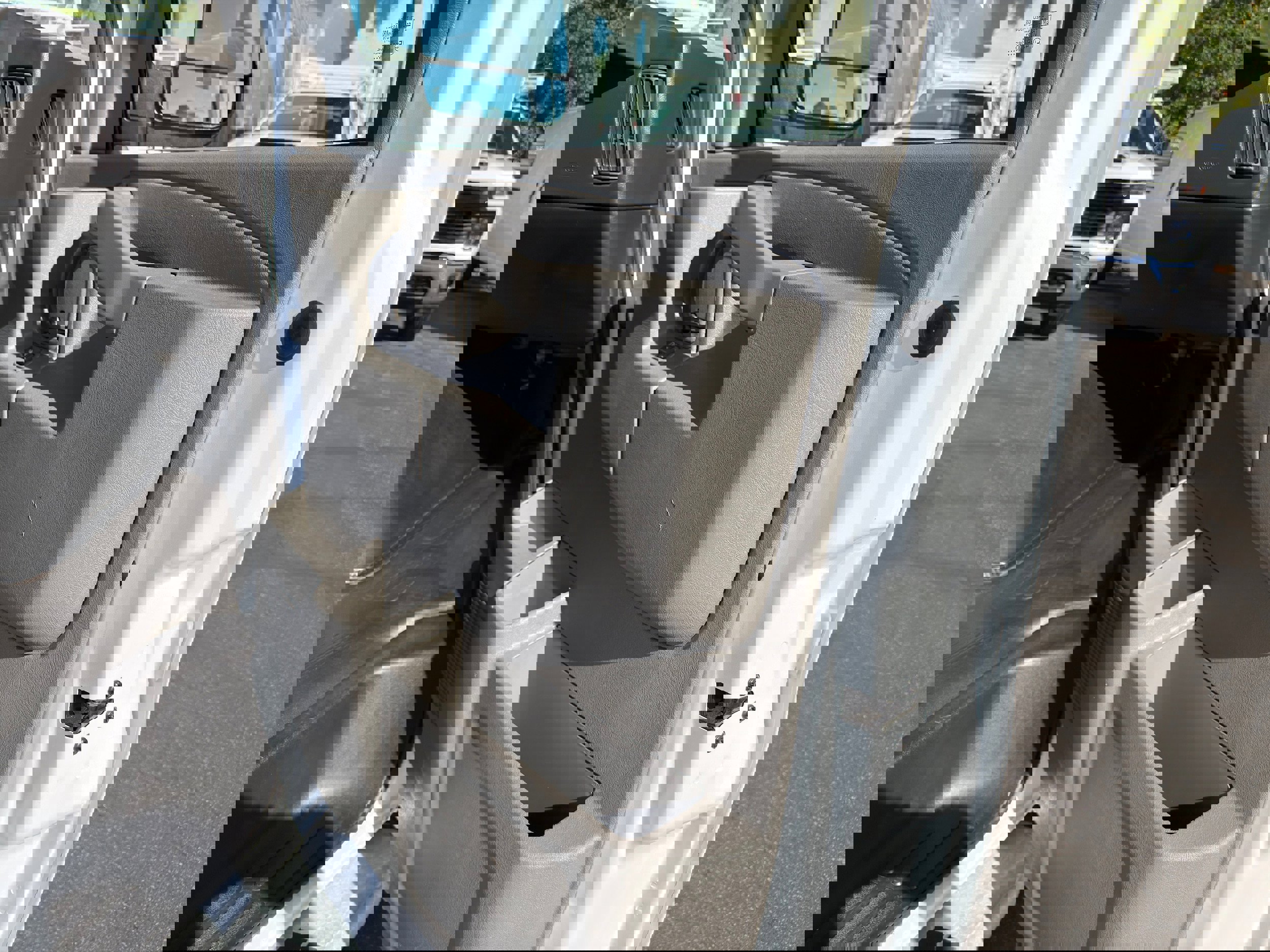 Used 2024 GMC Savana 2500 w/ Driver Convenience Package image 11