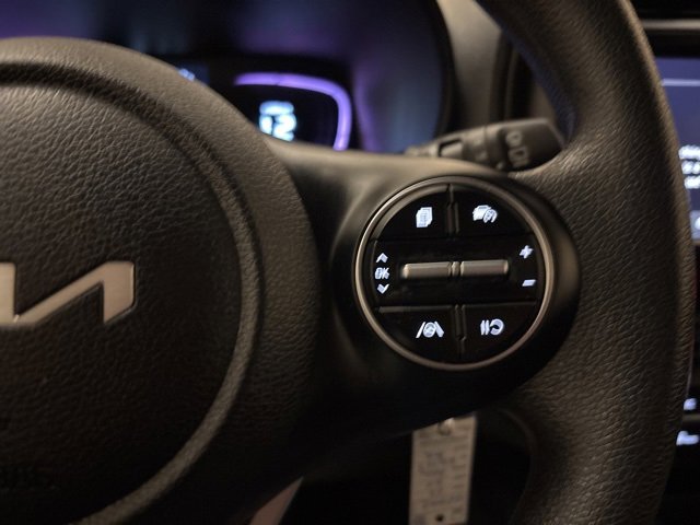 Used 2023 Kia Soul LX w/ LX Technology Package image 17