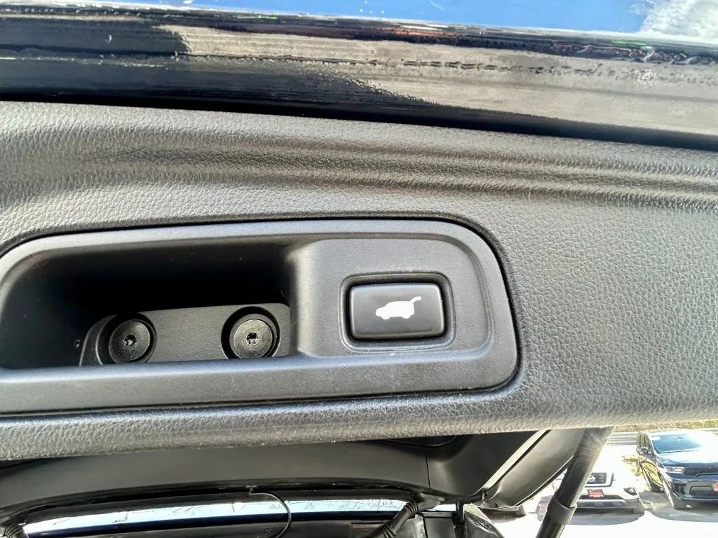 Used 2017 Honda Pilot EX-L image 31