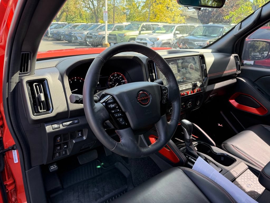 Used 2025 Nissan Frontier PRO-4X w/ Pro Premium Package AWD/4WD image 13