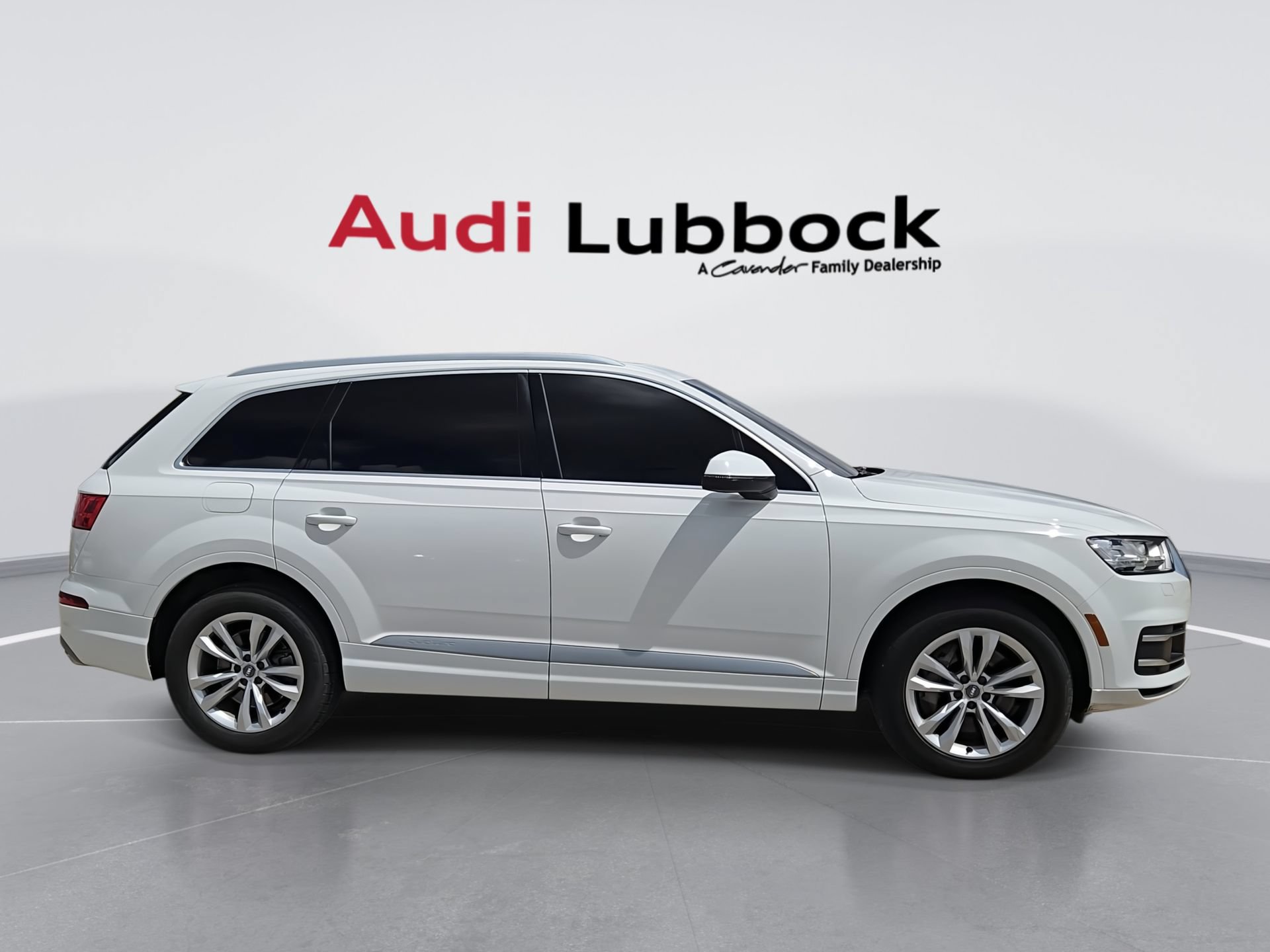 Used 2019 Audi Q7 3.0T Premium Plus w/ Premium Plus Package AWD/4WD image 9