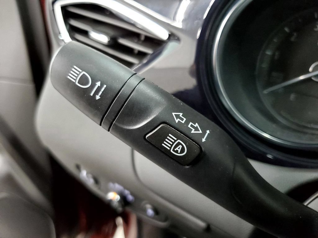 Used 2023 Buick Encore GX Select w/ Experience Buick Package FWD image 37