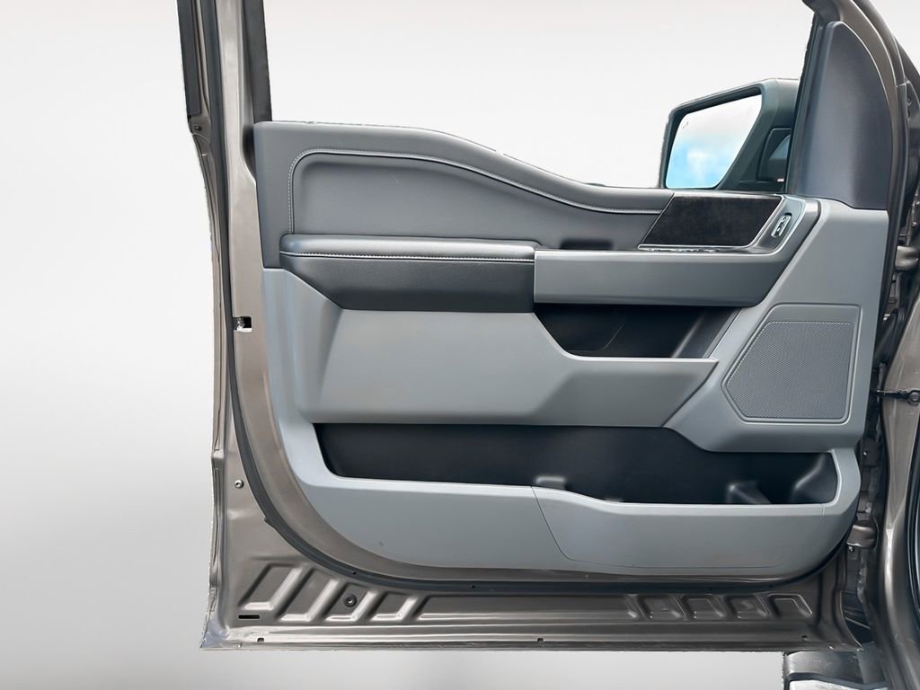 Used 2022 Ford F150 XLT w/ Equipment Group 301A Mid image 13