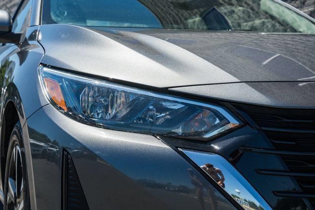 Used 2024 Nissan Sentra SV FWD image 15