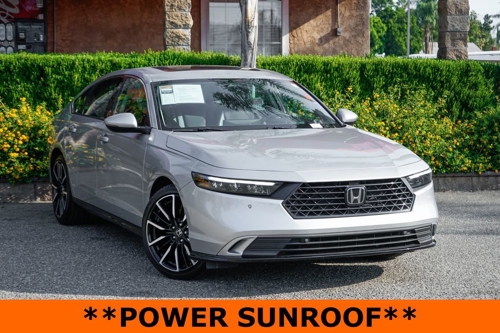 Used 2024 Honda Accord Touring image 2