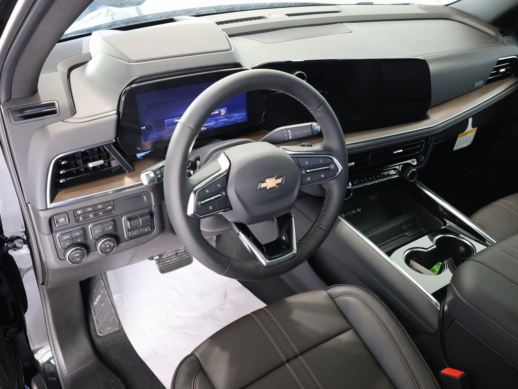 New 2025 Chevrolet Suburban High Country image 26
