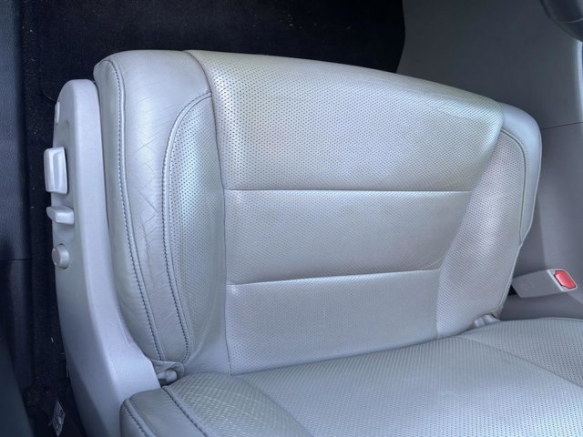 Used 2019 Toyota Highlander Limited AWD/4WD image 11
