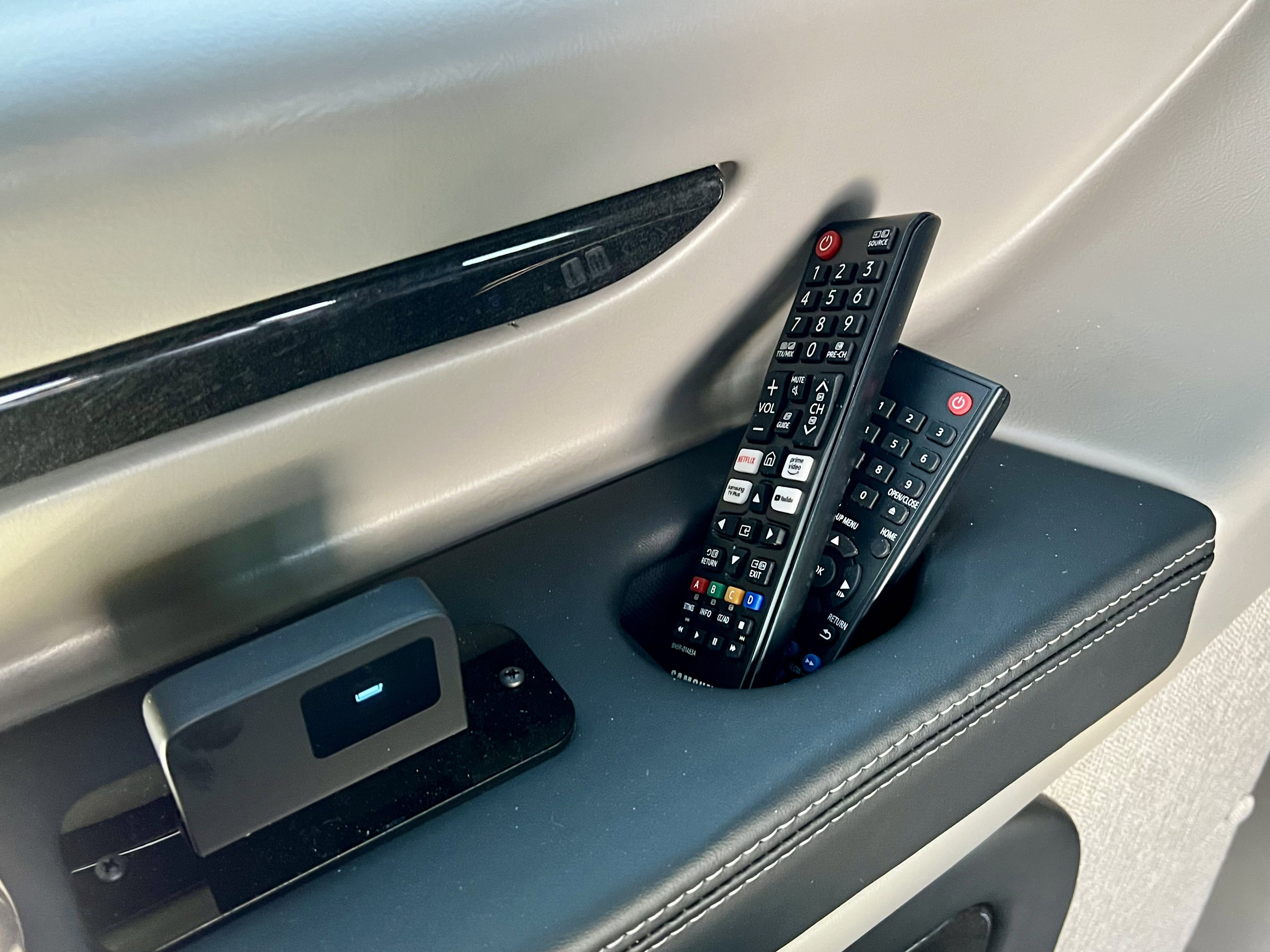 New 2025 GMC Savana 2500 Extended w/ Driver Convenience Package image 28