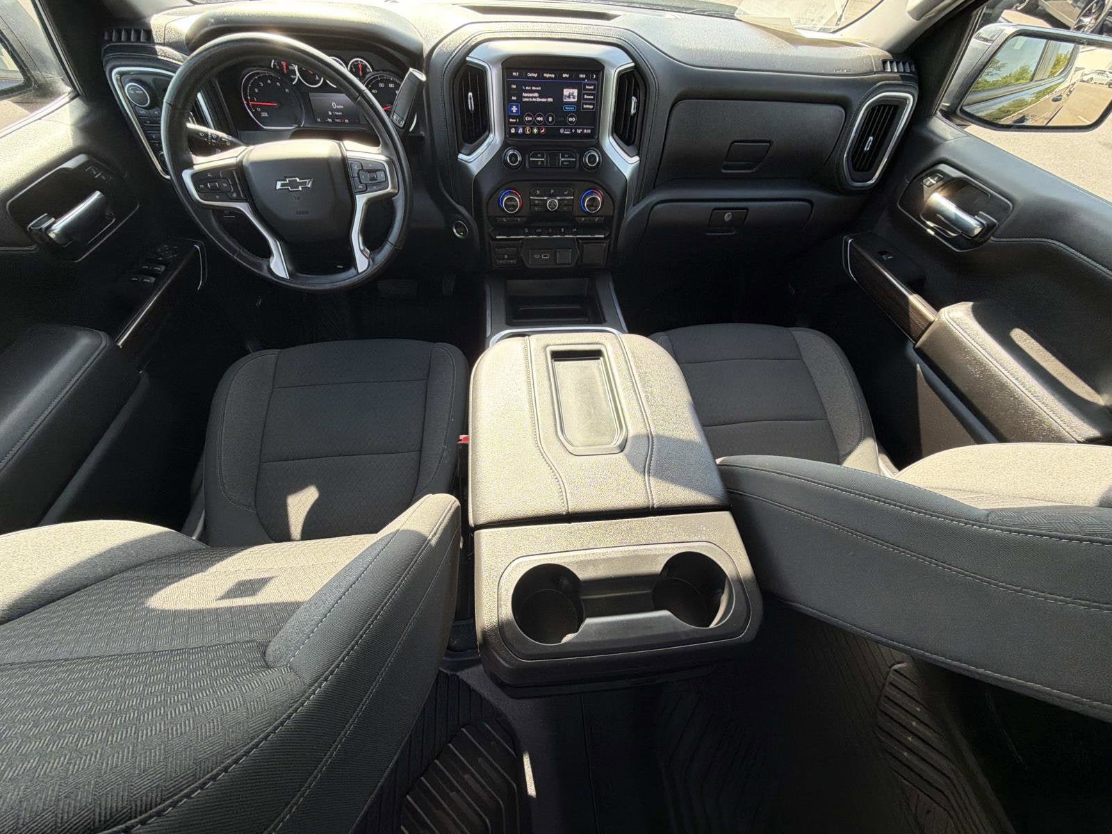 Certified 2021 Chevrolet Silverado 1500 LT Trail Boss w/ Convenience Package II AWD/4WD image 2
