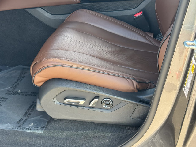 Used 2023 Acura MDX w/ Advance Package AWD/4WD image 15