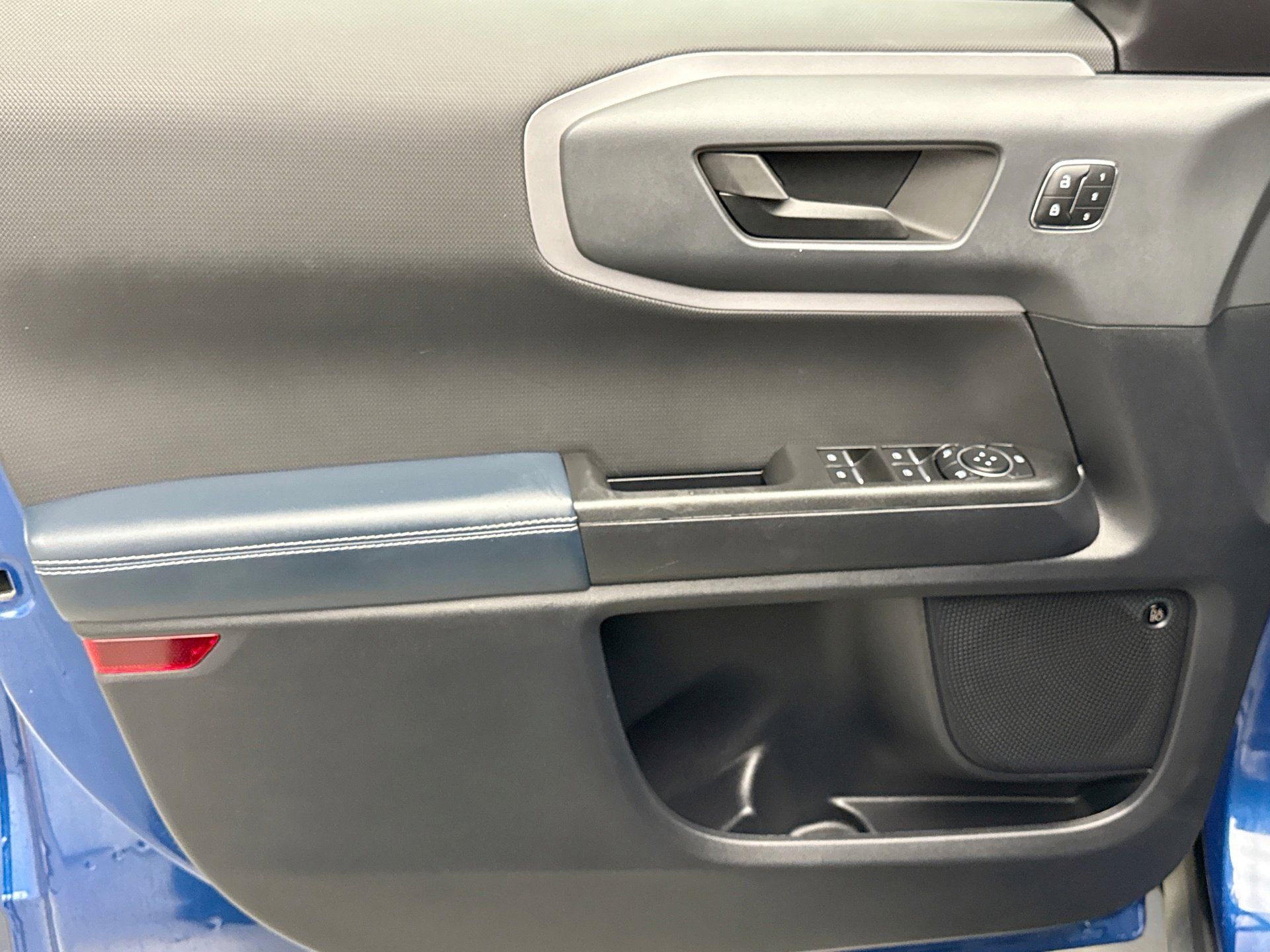 Used 2024 Ford Bronco Sport Outer Banks w/ Tech Package image 9