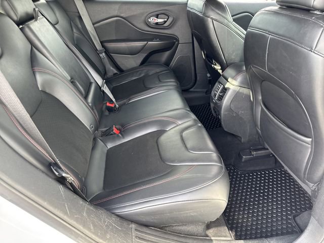 Used 2019 Jeep Cherokee Trailhawk w/ Cold Weather Group image 22