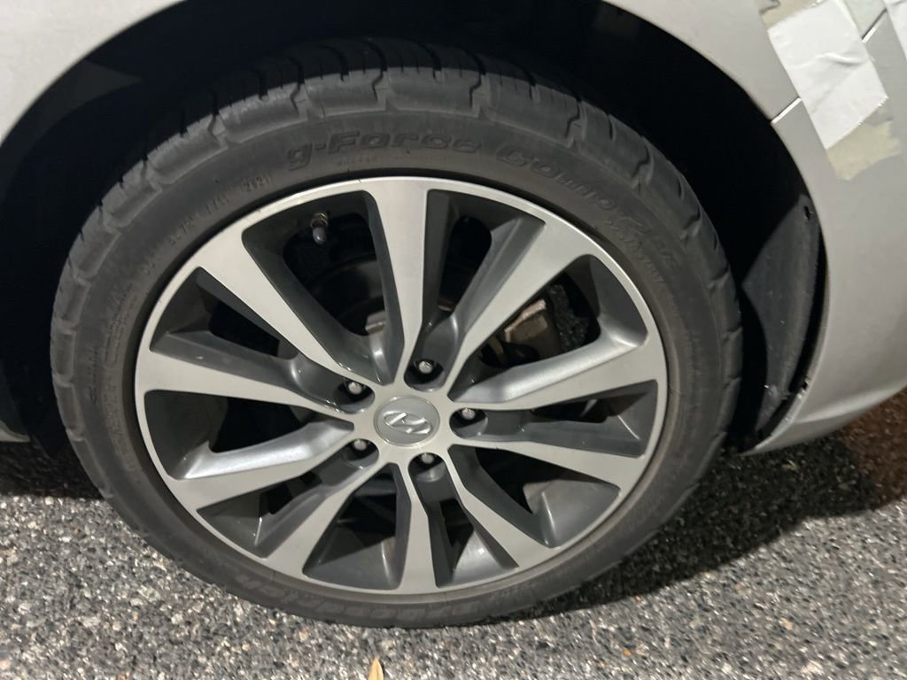 Used 2018 Hyundai Elantra GT image 10