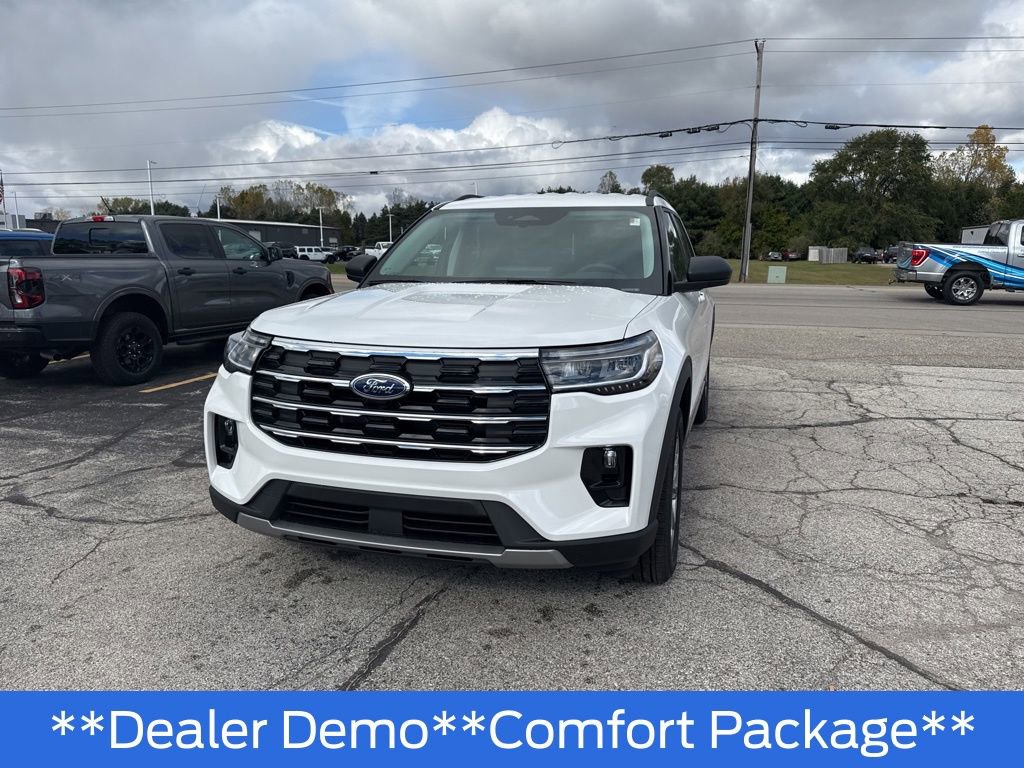 New 2026 Ford Explorer Active w/ Active Comfort Package image 7