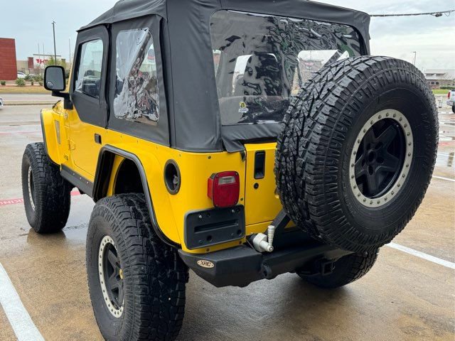 Used 2004 Jeep Wrangler Rubicon w/ Dual Top Group image 8