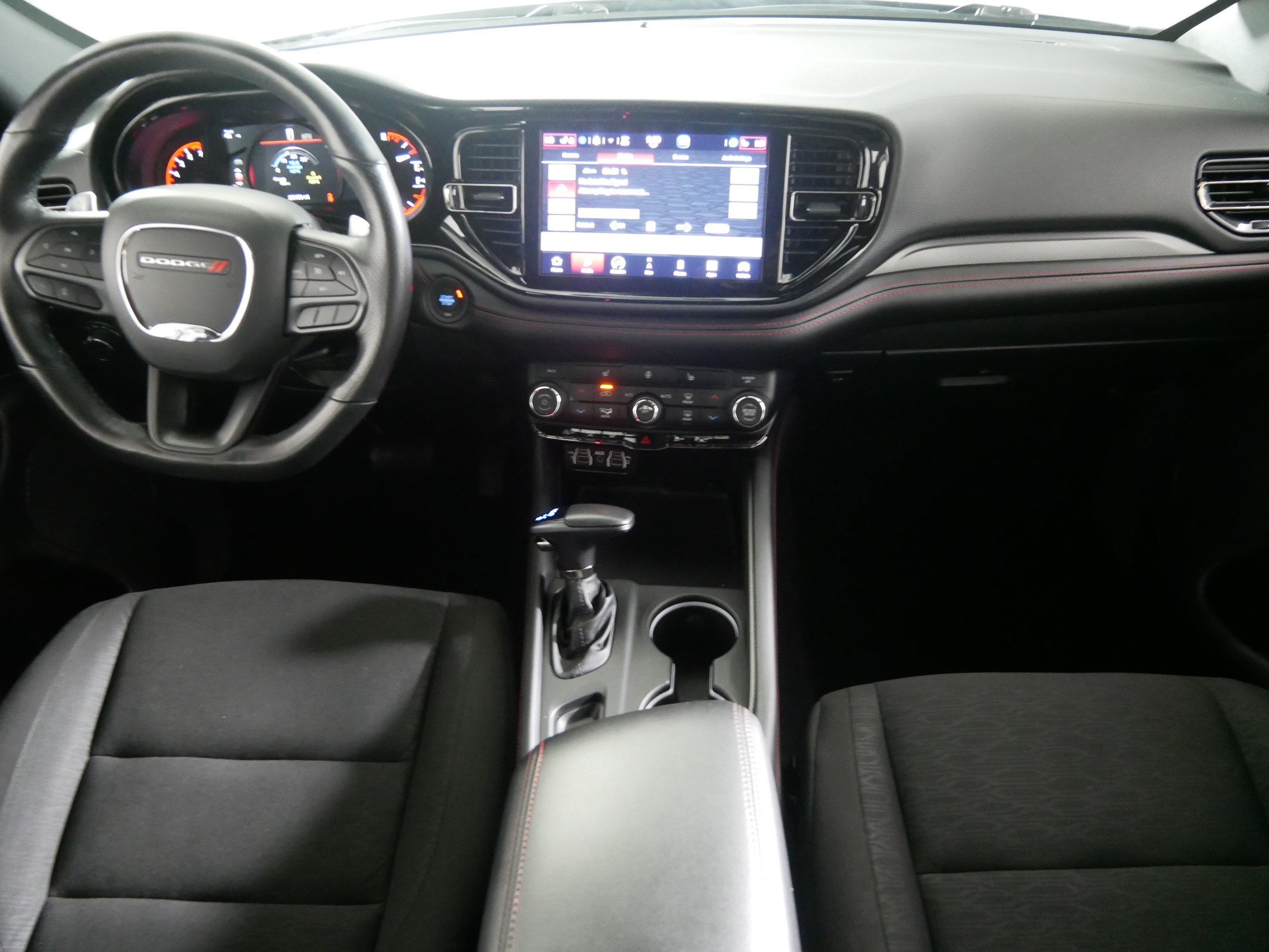 Used 2025 Dodge Durango GT AWD/4WD image 10