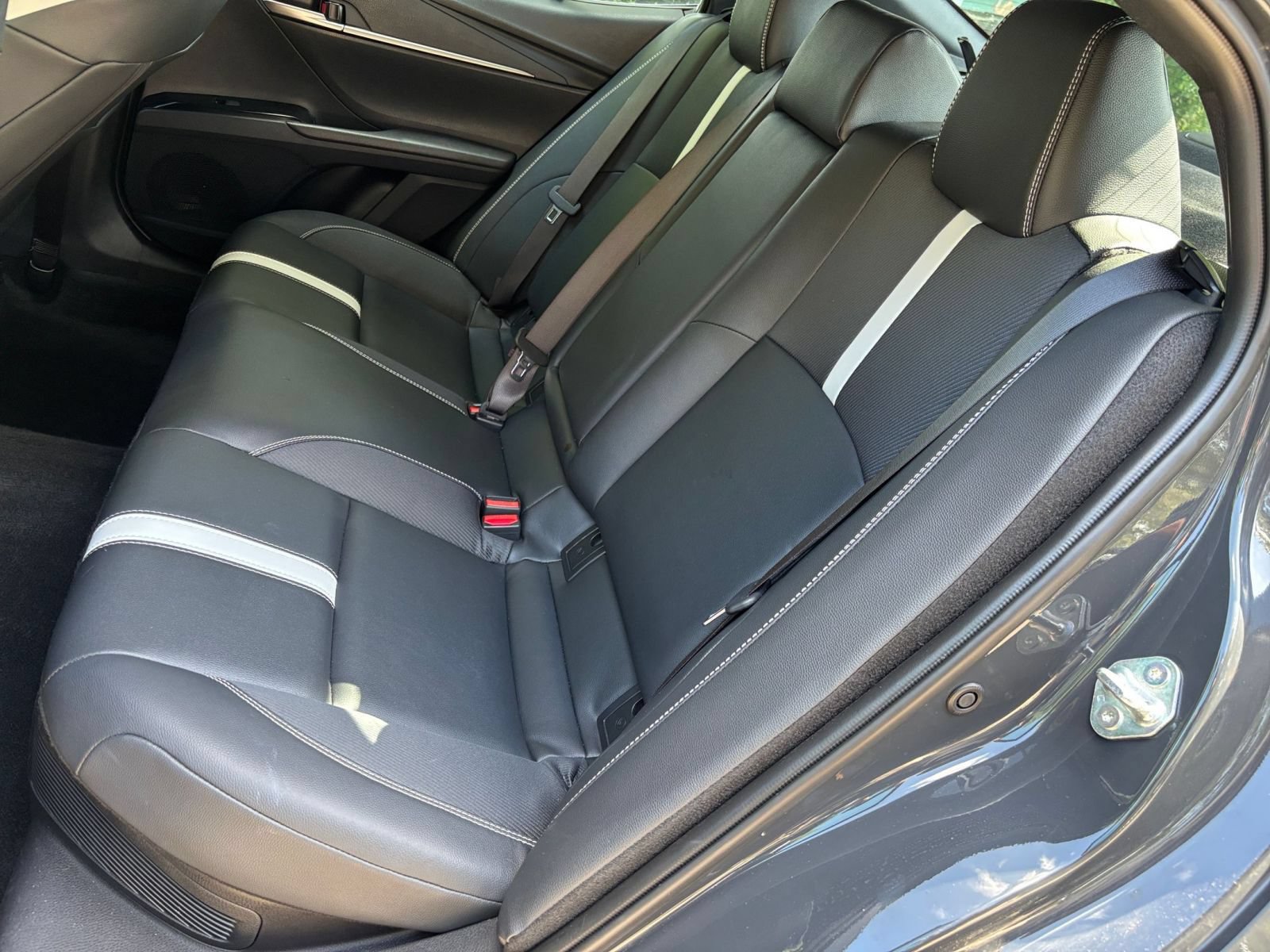 Used 2026 Toyota Camry SE FWD image 38