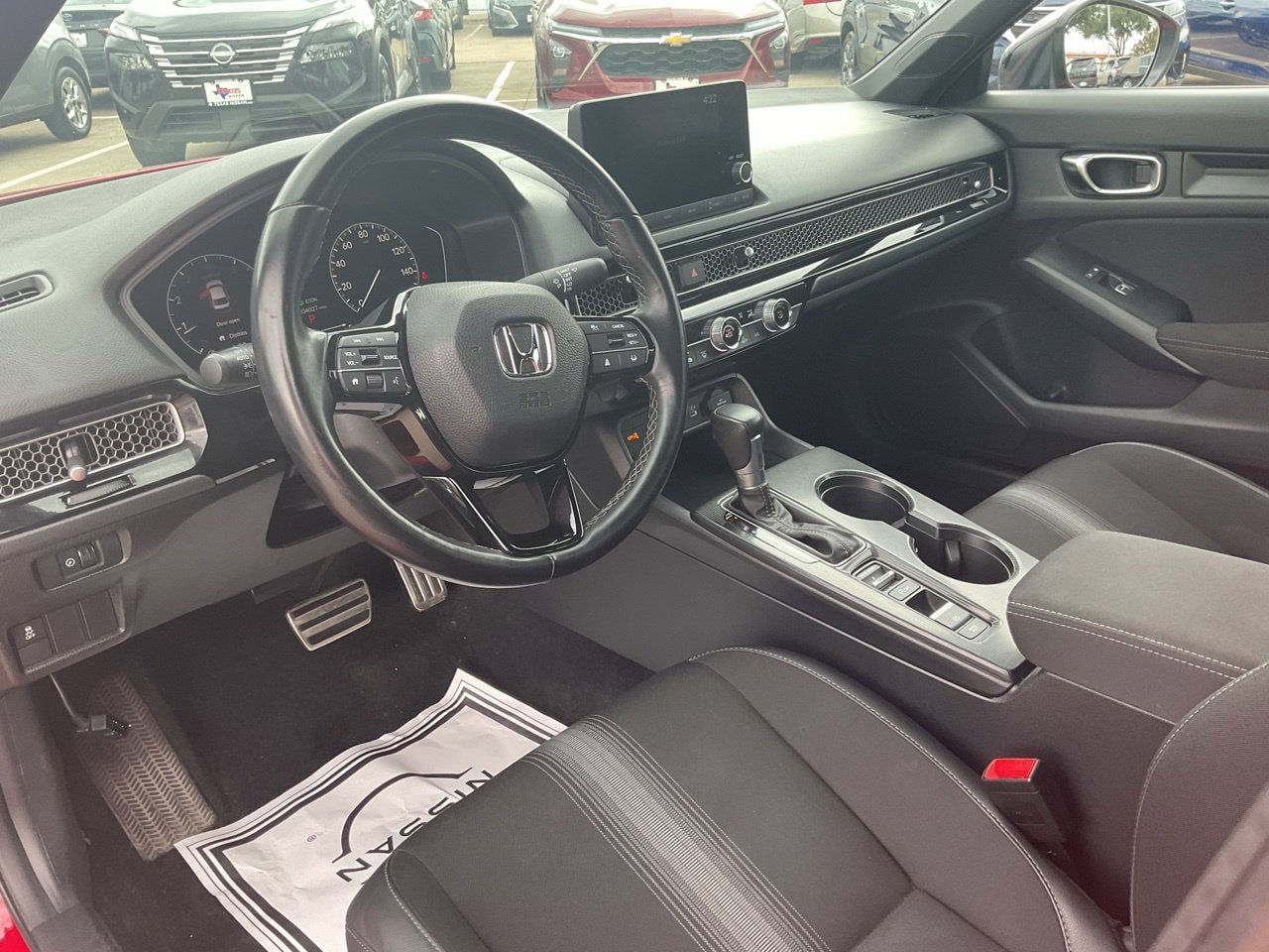 Used 2025 Honda Civic Sport image 10