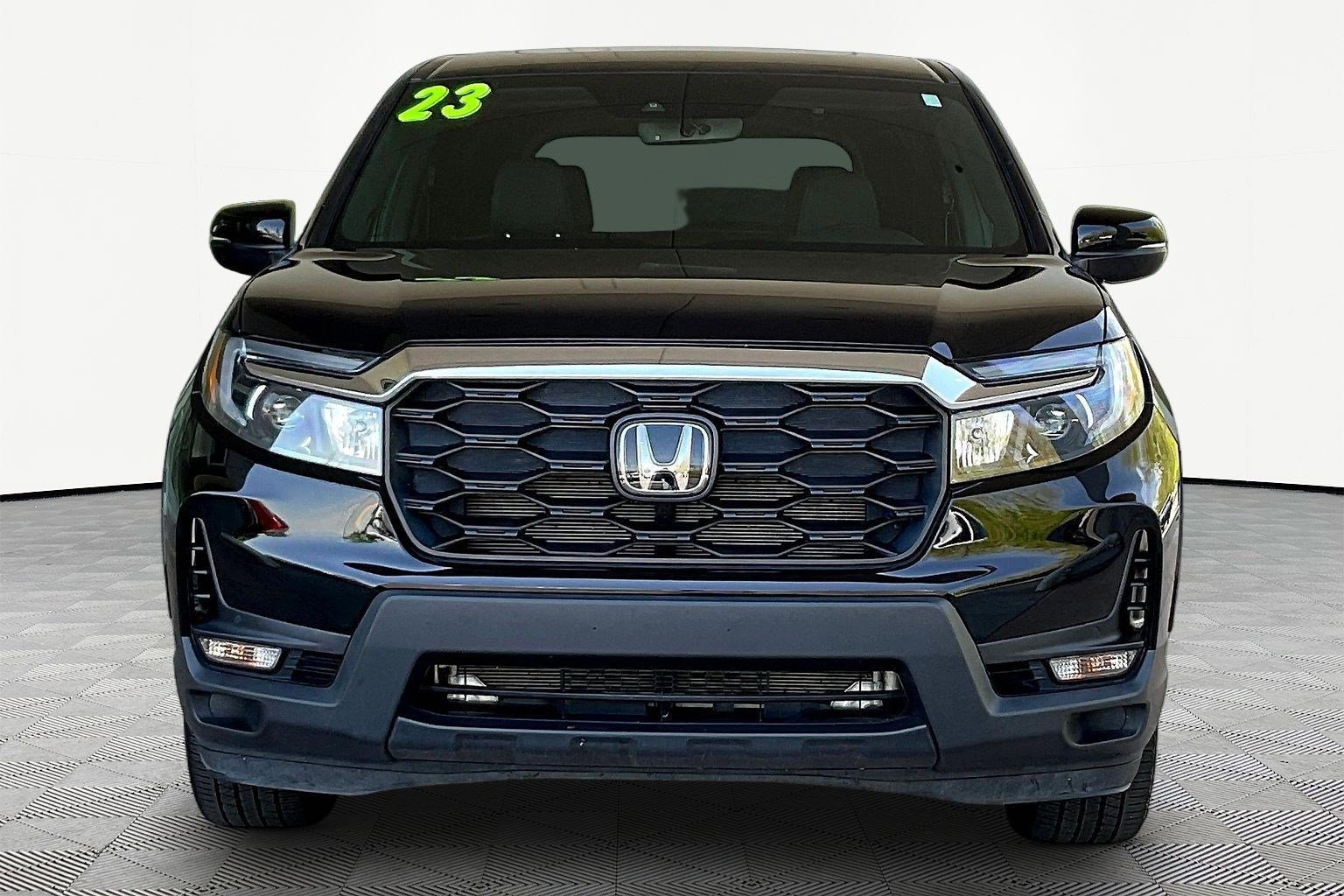 Used 2023 Honda Passport EX-L image 2