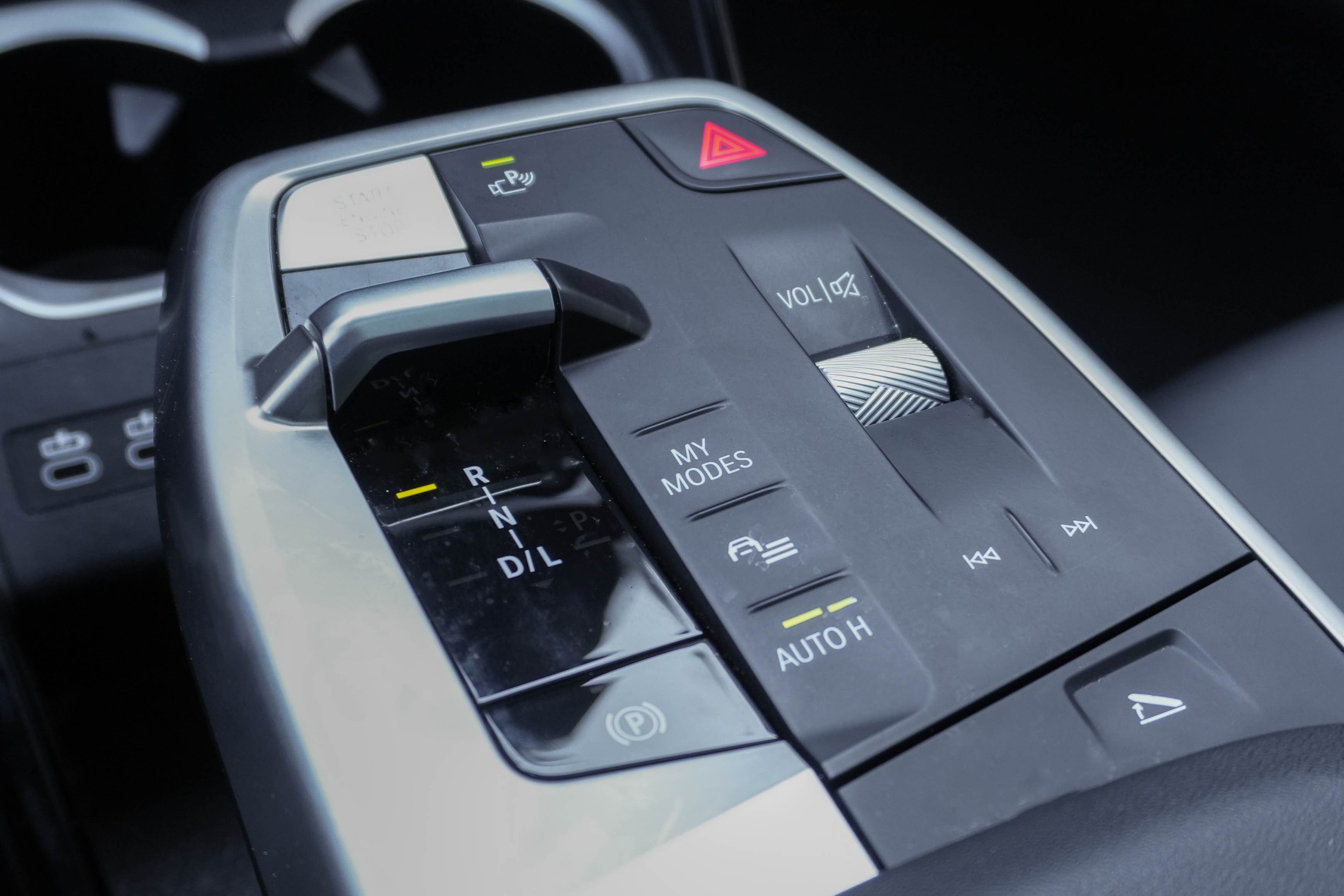 Certified 2025 BMW X2 xDrive28i image 22