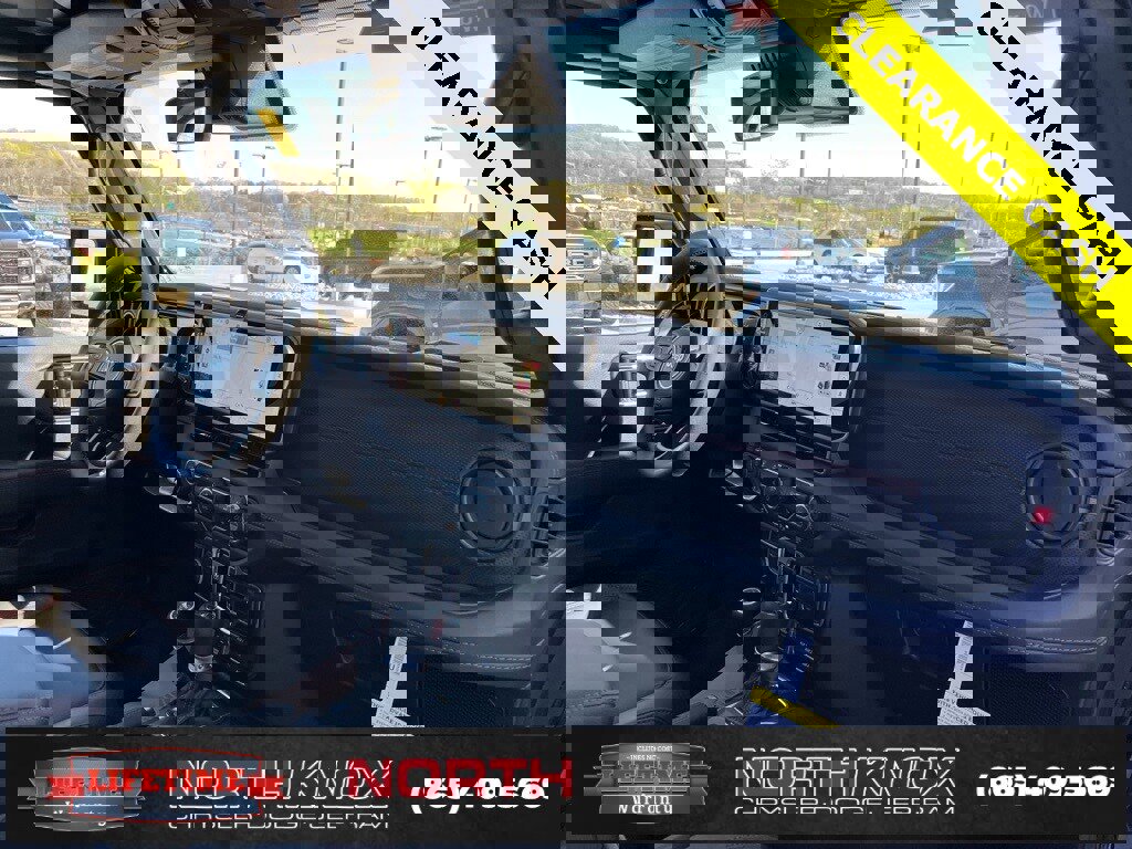 New 2025 Jeep Gladiator Rubicon image 26